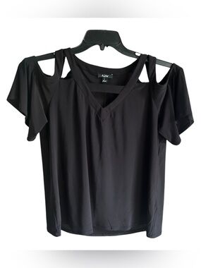 AUW Women’s Cold-Shoulder V-Neck Top